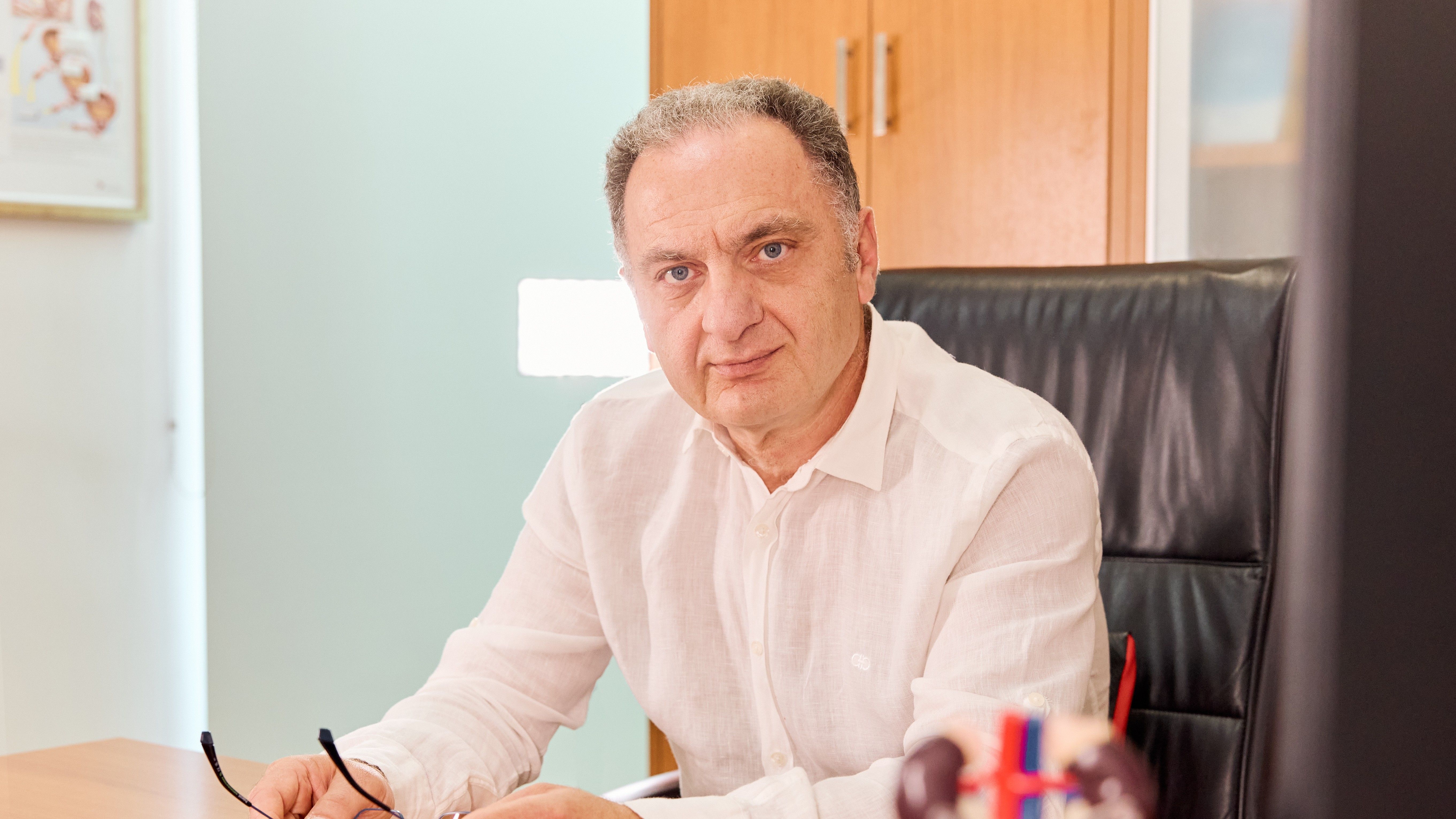 Φωτογραφίας του ουρολόγου Σοπηλίδη Οδυσσέα